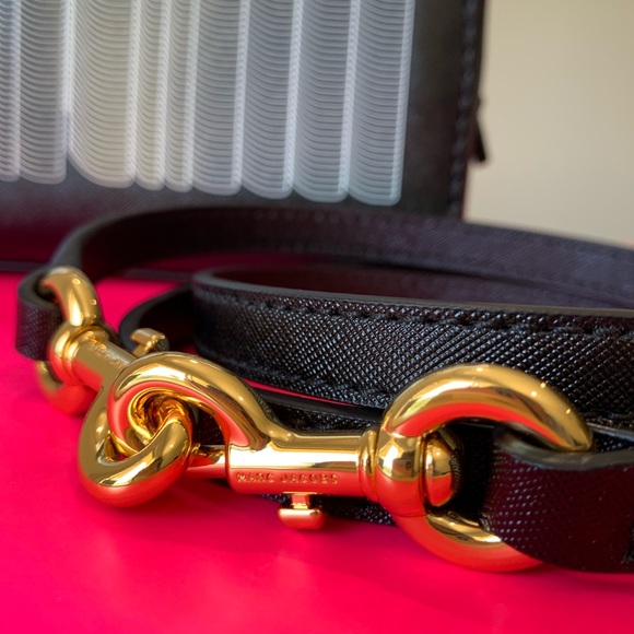 Marc Jacobs Playback Leather Crossbody Camera Bag - Picture 7 of 8